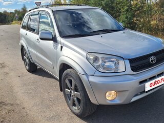2005 Toyota RAV4 II (XA20) Рестайлинг, серебристый, 695000 рублей, вид 2