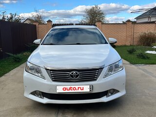 2014 Toyota Camry VII (XV50), белый, 1650000 рублей, вид 2