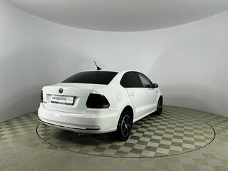 2018 Volkswagen Polo V Рестайлинг, белый, 1021000 рублей, вид 5