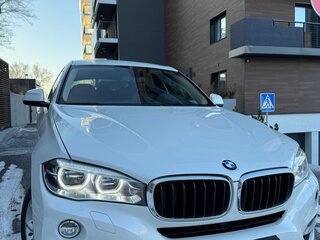 2017 BMW X6 30d II (F16), белый, 3800000 рублей, вид 2