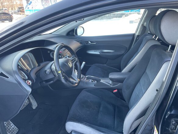 2007 Honda Civic VIII, чёрный, 450000 рублей - вид 10
