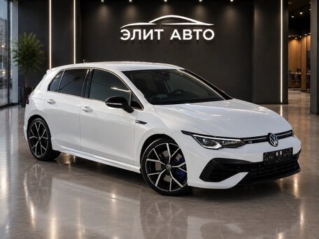 2021 Volkswagen Golf R VIII, чёрный, 5750000 рублей, вид 3