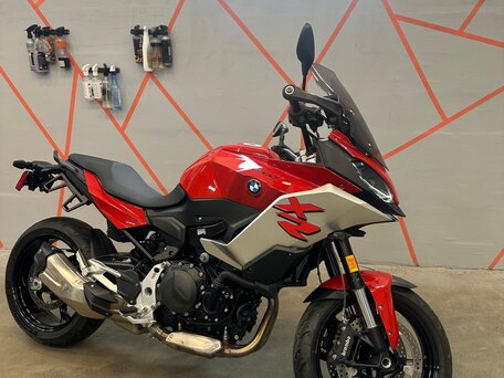2025 BMW F 900 XR, красный, 1300000 рублей, вид 3