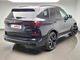 2025 BMW X5 M60i IV (G05/G18) Рестайлинг, чёрный, 20500000 рублей, вид 3