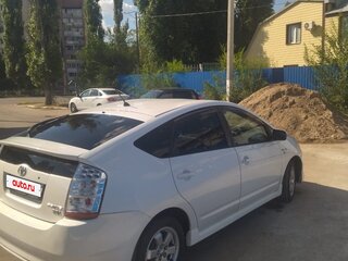 2006 Toyota Prius II Рестайлинг (XW20), белый, 650000 рублей, вид 3