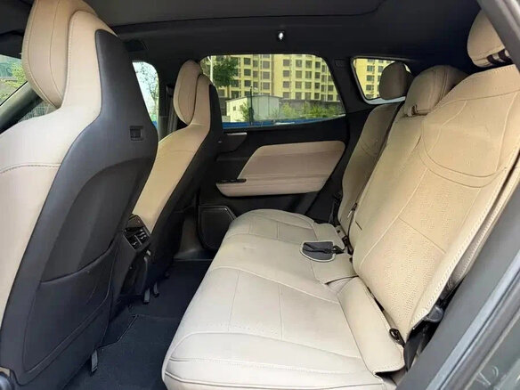2026 Volvo XC70 III, бежевый, 6989001 рублей - вид 14