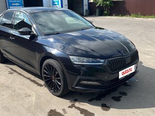 2021 Skoda Octavia IV (A8), чёрный, 1839999 рублей, вид 5