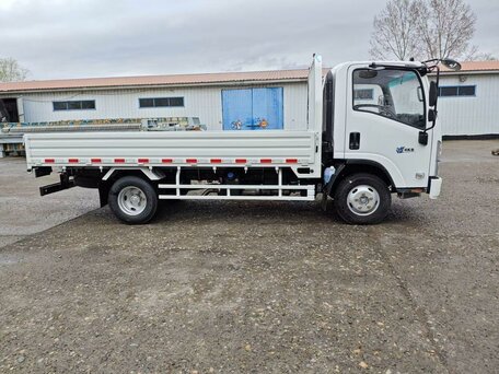 2025 Isuzu Elf (N-series), белый, 3600000 рублей, вид 3