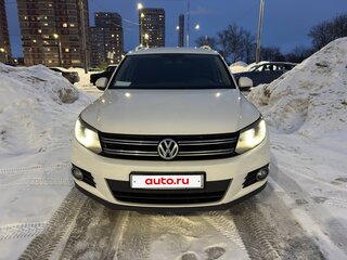 2011 Volkswagen Tiguan I Рестайлинг, белый, 1100000 рублей, вид 3