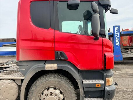 2013 Scania P-series, красный, 4500000 рублей, вид 4