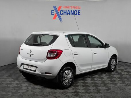 2016 Renault Sandero II, белый, 639000 рублей, вид 5