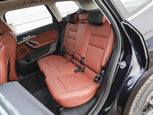 2026 BMW X1 25Li sDrive III (U11/U12), чёрный - вид 15