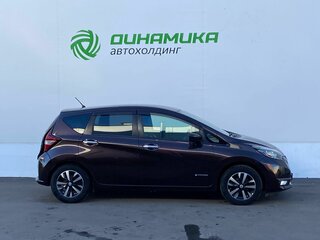 2016 Nissan Note e-Power II Рестайлинг, коричневый, 590000 рублей, вид 4
