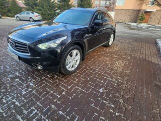 2016 Infiniti QX70, чёрный, 2700000 рублей, вид 1
