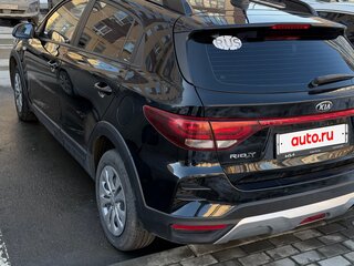 2020 Kia Rio X IV Рестайлинг, чёрный, 1700000 рублей, вид 3