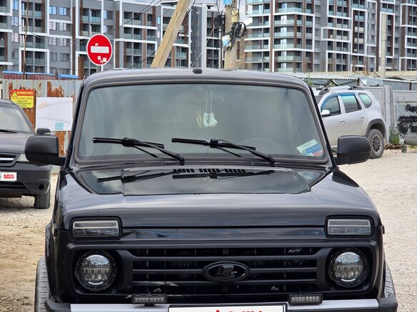 2022 Lada (ВАЗ) Niva Legend I, чёрный, 900000 рублей - вид 1