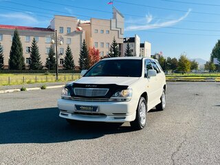 1998 Toyota Harrier I (XU10), белый, 799000 рублей, вид 2