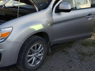 2014 Mitsubishi ASX I Рестайлинг, серебристый, 1250000 рублей, вид 2