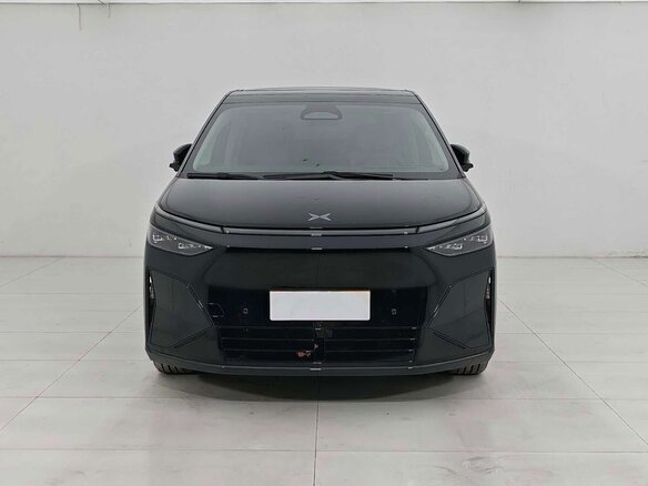 2026 Xpeng X9 I, серый, 5840700 рублей - вид 1