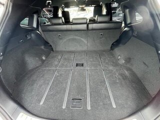 2018 Toyota Harrier III (XU60) Рестайлинг, белый, 2330000 рублей, вид 5