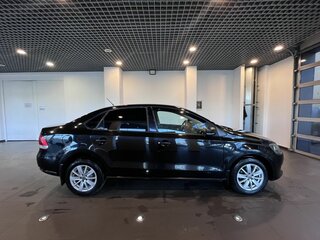 2014 Volkswagen Polo V, чёрный, 600000 рублей, вид 2