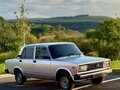 2010 Lada (ВАЗ) 2105, серебристый, 480000 рублей - вид 4