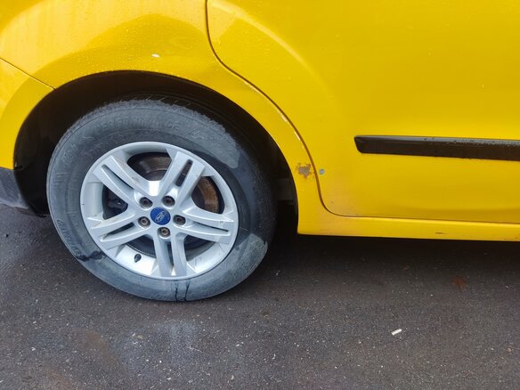 2014 Ford Galaxy II Рестайлинг, жёлтый, 670000 рублей - вид 12