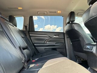 2018 Toyota Highlander III (XU50) Рестайлинг, белый, 3745000 рублей, вид 4