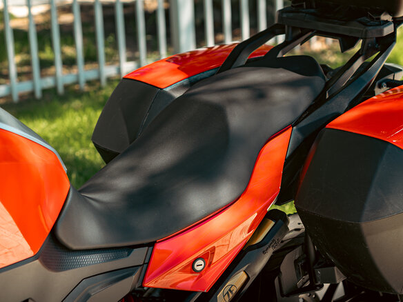2021 BMW F 900 XR, красный, 1050000 рублей - вид 25
