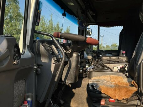 2004 Volvo FL, белый, 2050000 рублей, вид 2