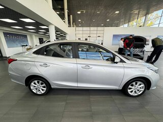 2023 Changan Alsvin, серый, 1339900 рублей, вид 4