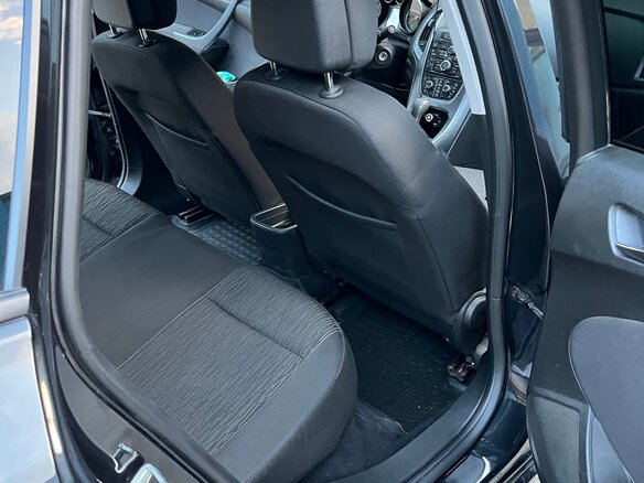 2014 Opel Astra J Рестайлинг, чёрный, 860000 рублей - вид 18