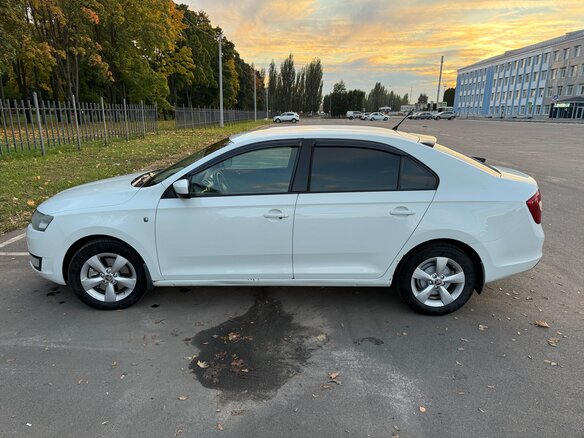2014 Skoda Rapid I, белый, 650000 рублей - вид 7