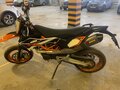 2013 KTM 690 SMC R, оранжевый, 630000 рублей - вид 2