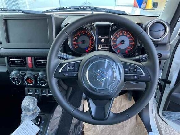 2025 Suzuki Jimny IV, белый, 2650005 рублей - вид 3