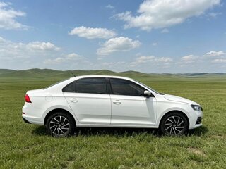 2023 Skoda Rapid II, белый, 1180000 рублей, вид 5