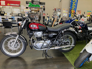2024 Kawasaki W 800, красный, 800000 рублей, вид 1