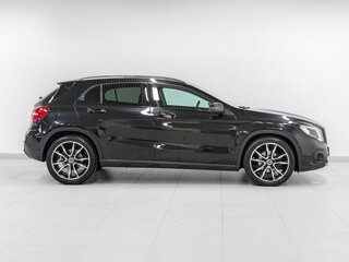 2019 Mercedes-Benz GLA 200 I (X156) Рестайлинг, чёрный, 1950000 рублей, вид 4