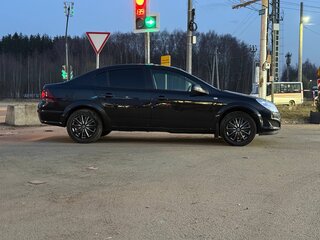 2014 Opel Astra H Рестайлинг, чёрный, 590000 рублей, вид 3