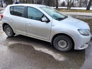 2014 Renault Sandero II, серый, 470000 рублей, вид 2