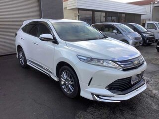 2020 Toyota Harrier III (XU60) Рестайлинг, белый, 2648000 рублей, вид 2