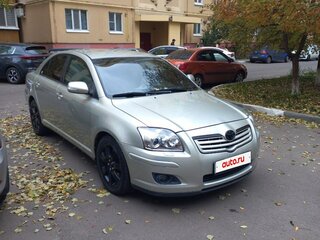 2007 Toyota Avensis II Рестайлинг, серебристый, 850000 рублей, вид 3