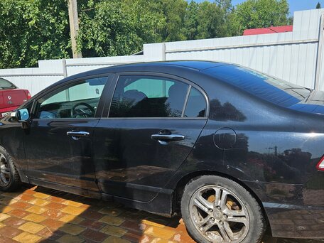 2009 Honda Civic VIII Рестайлинг, чёрный, 800000 рублей, вид 4