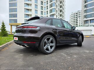 2020 Porsche Macan I Рестайлинг, коричневый, 5400000 рублей, вид 3