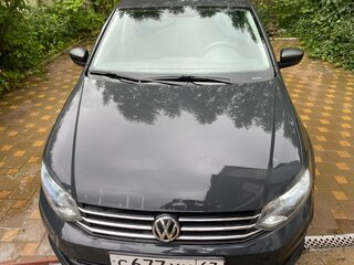 2015 Volkswagen Polo V Рестайлинг, серый, 700000 рублей, вид 2