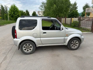 2006 Suzuki Jimny III Рестайлинг 1, серебристый, 535000 рублей, вид 5