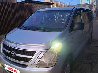 2009 Hyundai Grand Starex I, серебристый, 850000 рублей, вид 2