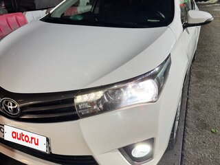 2013 Toyota Corolla XI (E160, E170, E180), белый, 995000 рублей, вид 2