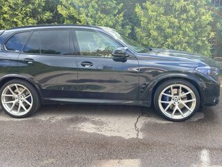 2020 BMW X5 M Competition III (F95), чёрный, 9200000 рублей, вид 2