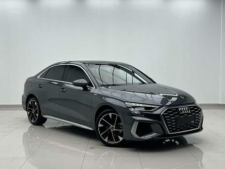 2023 Audi A3 Sportback 35 TFSI IV (8Y), серый, 2210000 рублей, вид 3